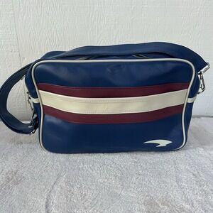 Sketchers Y2K Vintage  Leather Travel Bag Airline Carry On Bag Blue Strap EUC